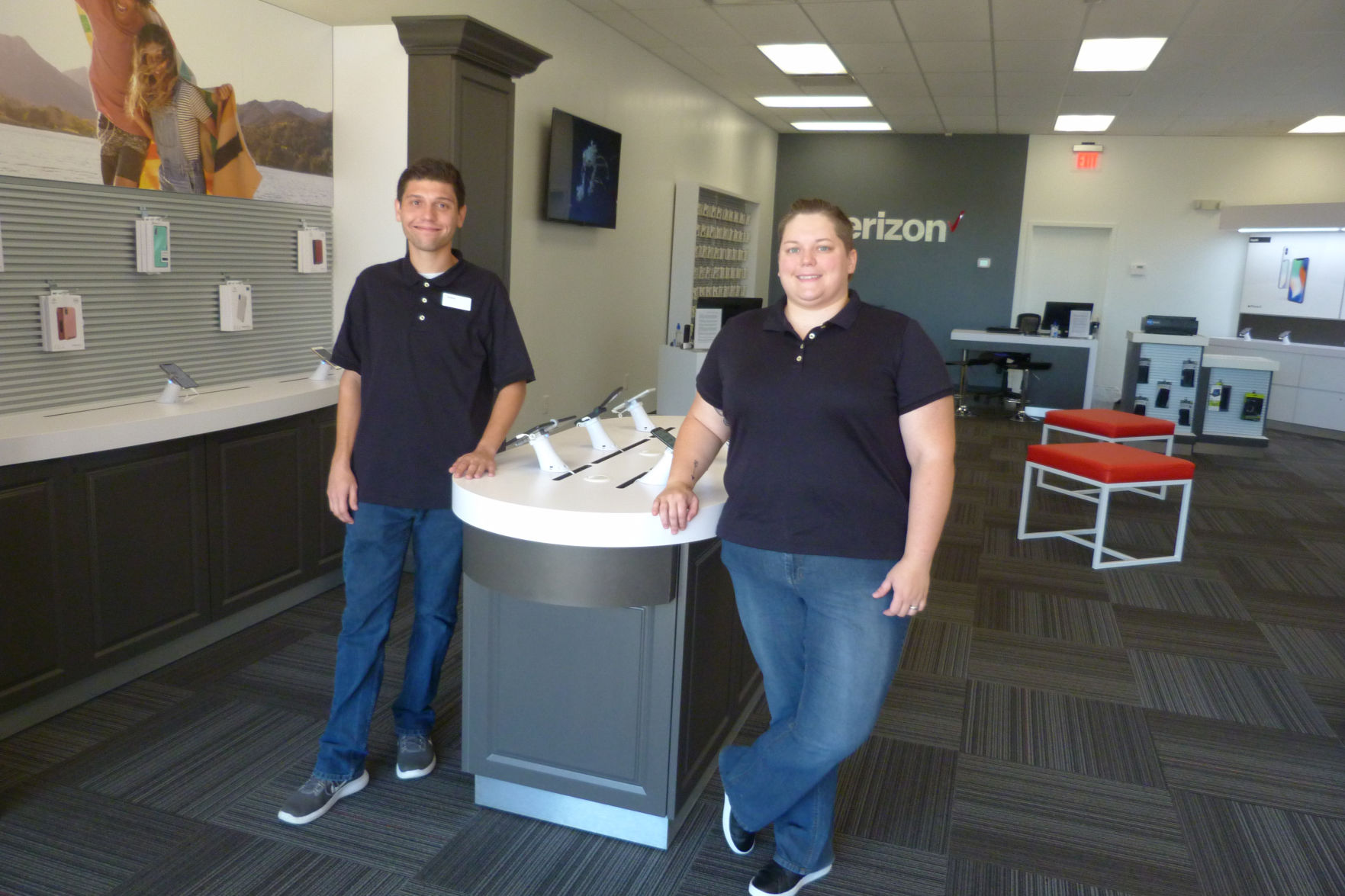 The Wireless Zone opens in Hernando